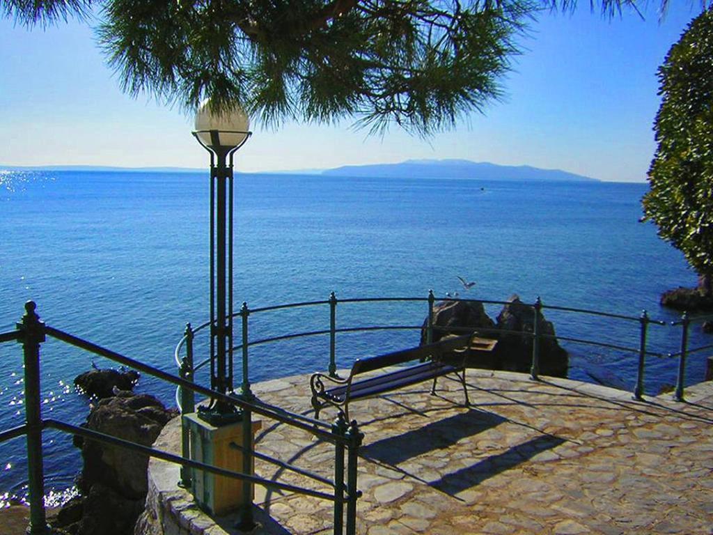 Apartments Villa Dinka Opatija Room photo